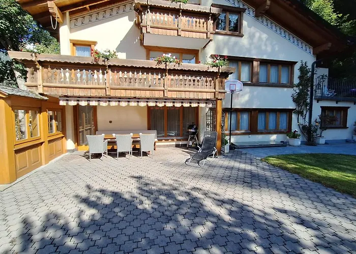 Ariola 公寓 克洛斯特斯