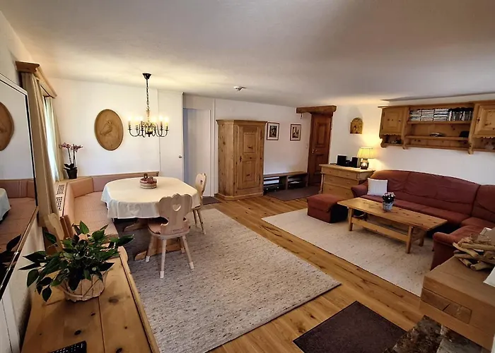 Ariola 克洛斯特斯